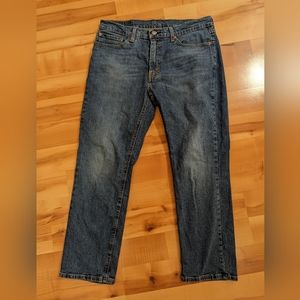 Levi Strauss & Co 541 men's denim jeans. Size 34 x 30. Excellent condition.